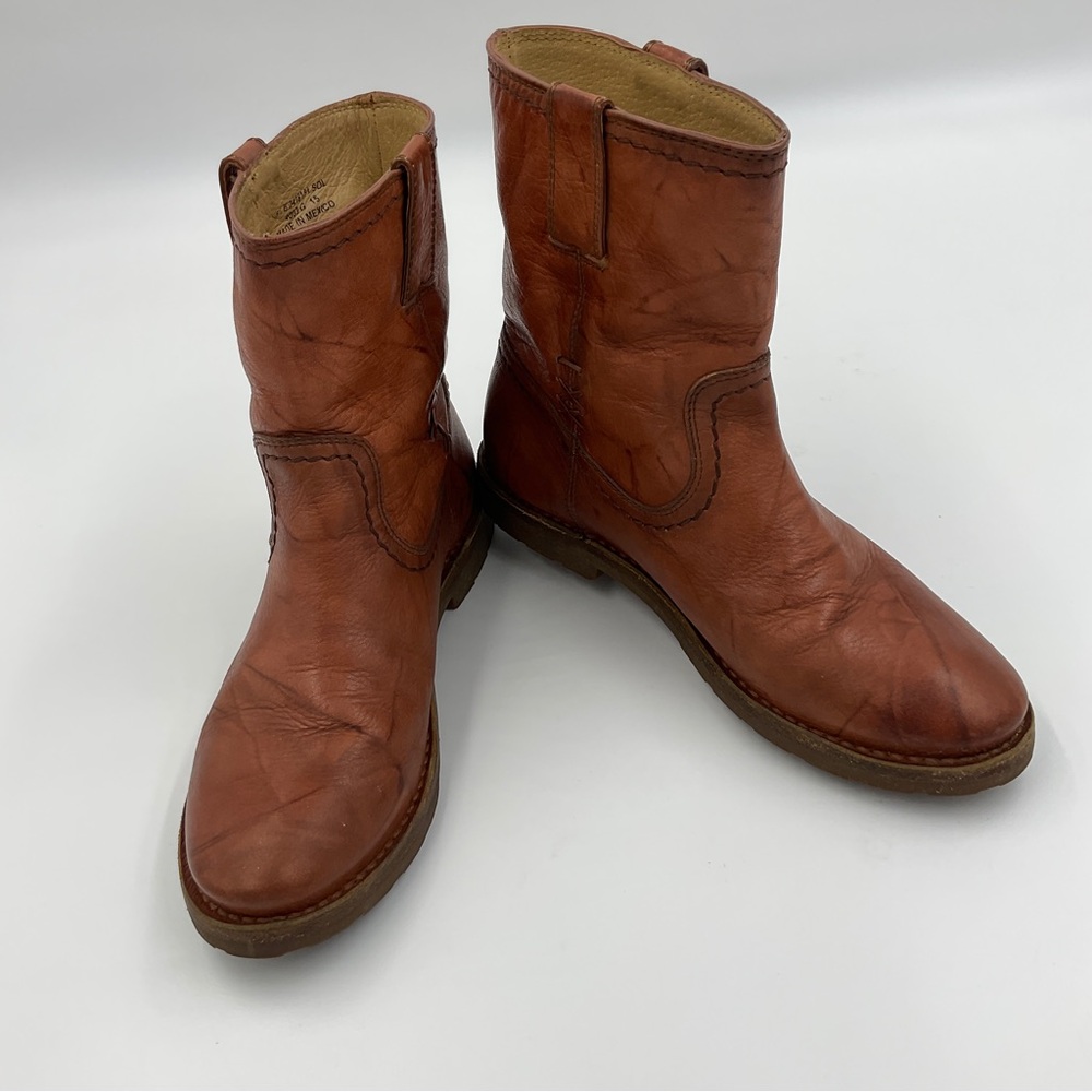 Frye EUC Anna Shortie Short Boots Stitch Side Cognac Warm Brown Gorgeous 5.5 B - Picture 4 of 16